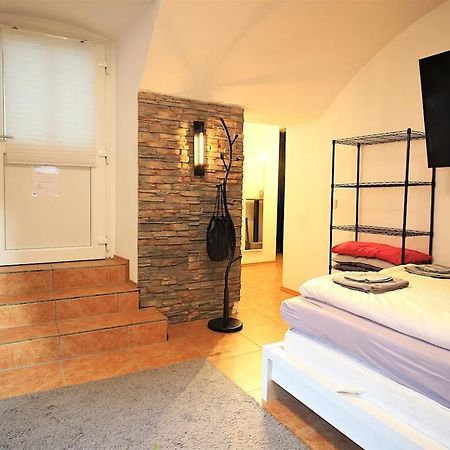 Fully Equipped Apartment Near Main Station Würzburg Zewnętrze zdjęcie